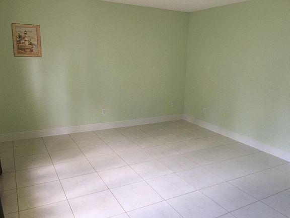 5th image of 1245 Epson Oaks Way