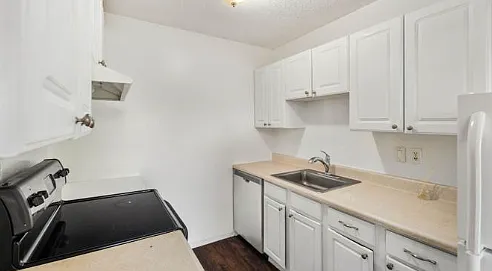 9623 S 248th St #C8 — Photo 13