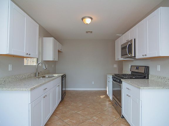 5th image of 1854 W Horn Mesa Pl
