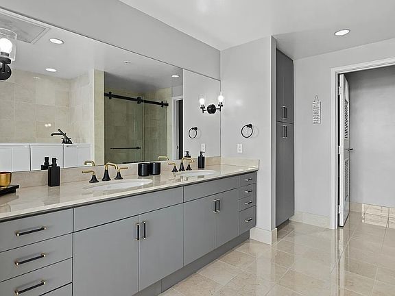 4th image of 29-28 163rd St #2