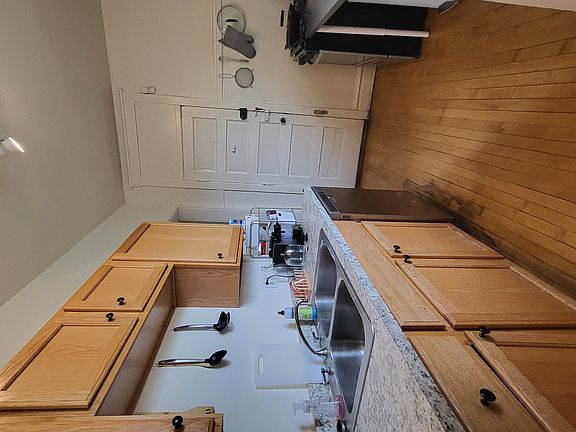 5th image of 5631-39 S Kenwood Ave #5633-1B