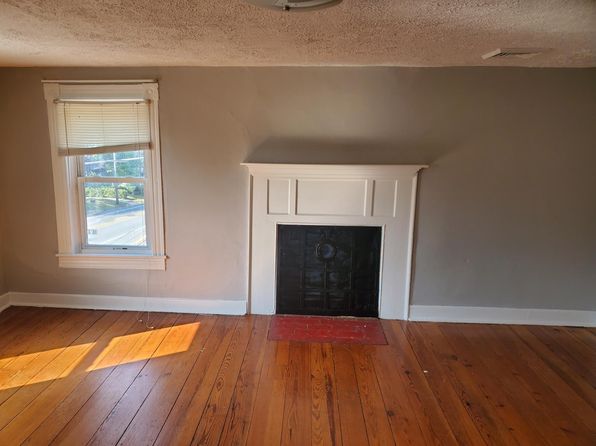 5195 Main St APT 3