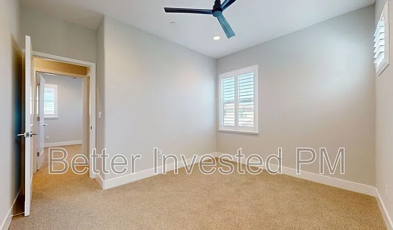 1437 Oak Cir — Photo 29