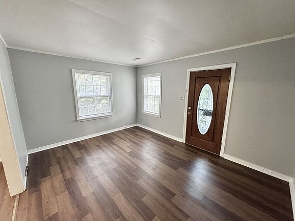 5th image of 3350 Hardin Ave