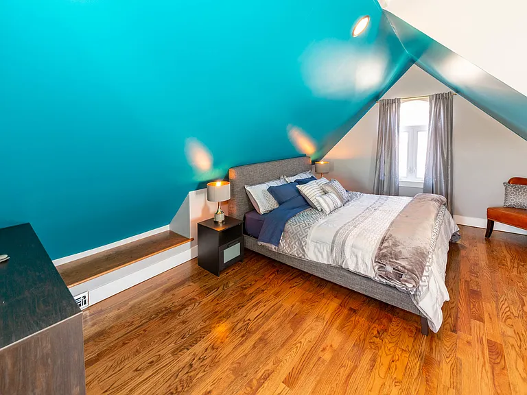 2243 N Monticello Ave — Photo 10