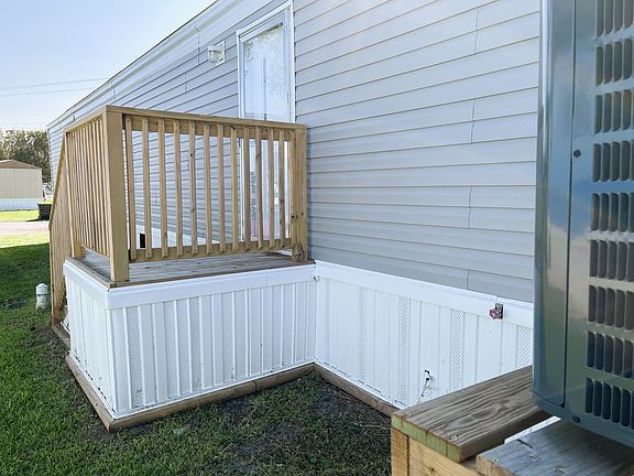 4th image of 1200 N 20th St Lot 106