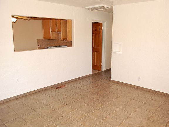 4th image of 1117 Delamar Ave NW