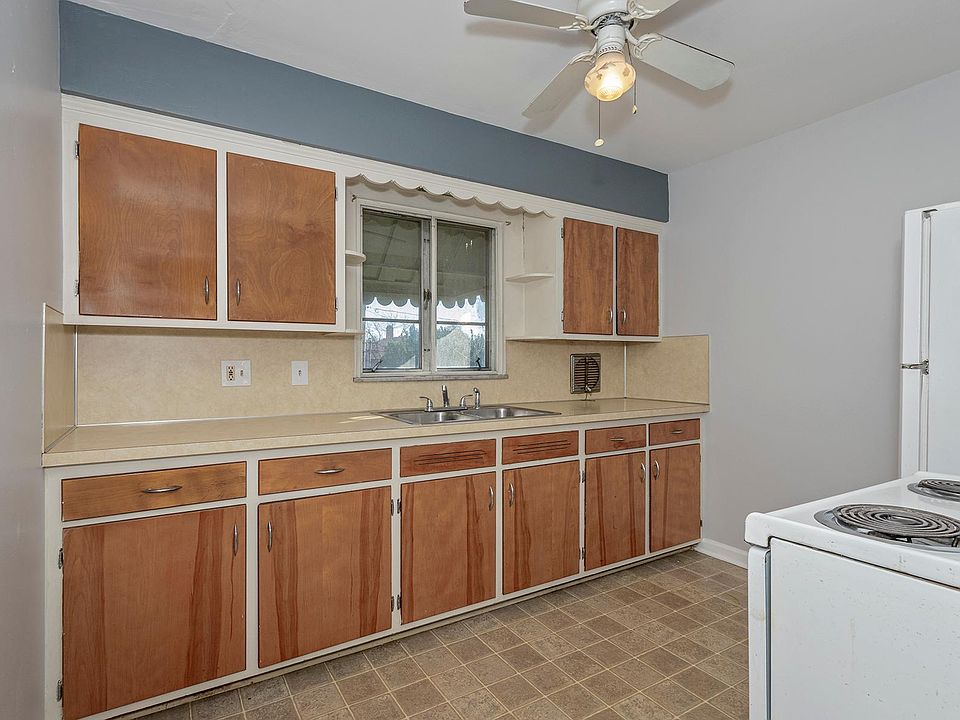 3453 Beverly Dr Toledo OH Zillow