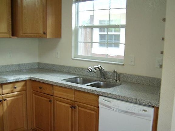 2nd image of 3111 W Comanche Ave