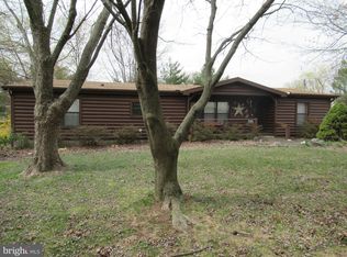 210 Cranes Gap Rd, Carlisle, PA 17013