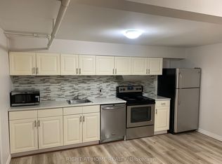 701 The Queensway Ave, Etobicoke, ON M8Y1L2