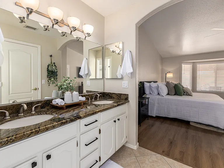 6424 E Menlo St — Photo 23