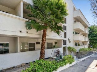960 Larrabee St APT 117, West Hollywood, CA 90069