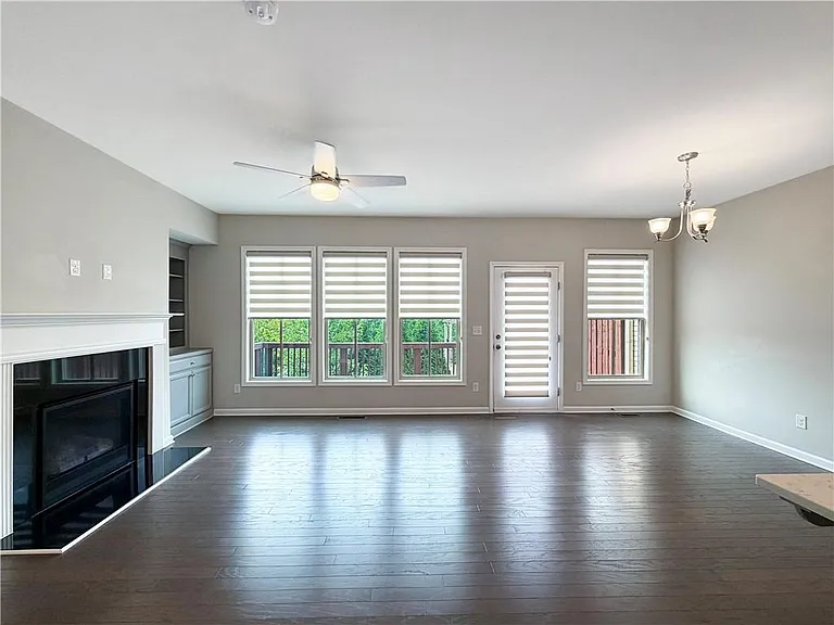 381 Northaven Ave — Photo 6