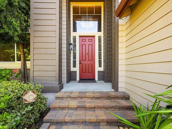5th image of 3436 Henderson Circle