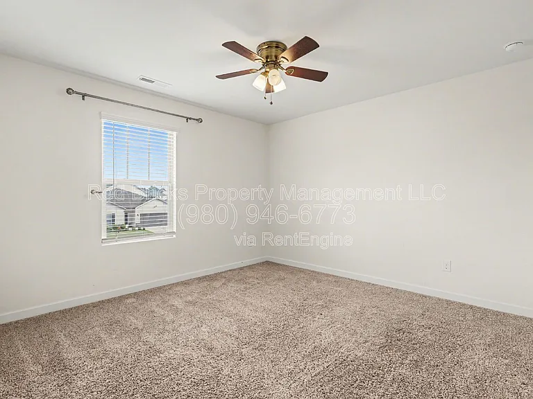 11144 Comiskey Ln — Photo 23