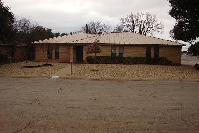 1st image of 3857 High Meadow Dr