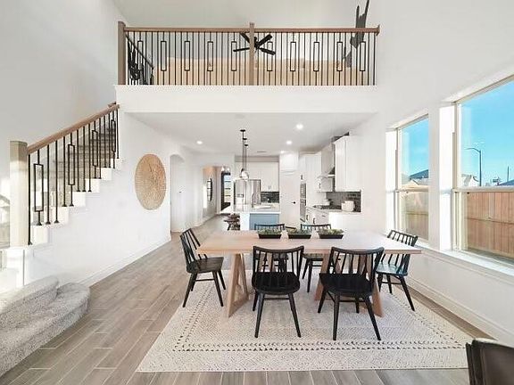 7th image of this home