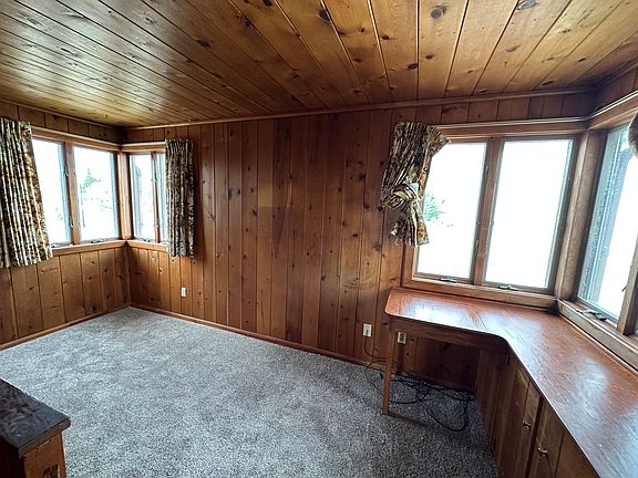 4th image of 103 E Park Ln