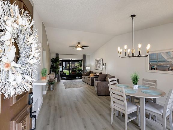 3rd image of 6427 HERITAGE LANE #6427