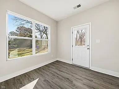 309 Webb St — Photo 15