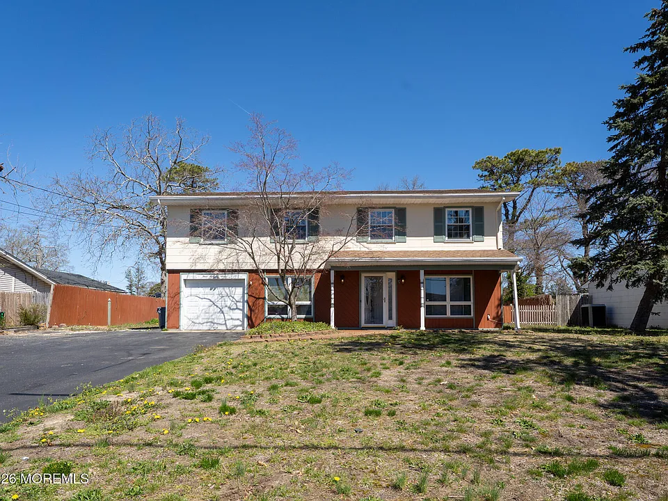 406 Lawrence Dr