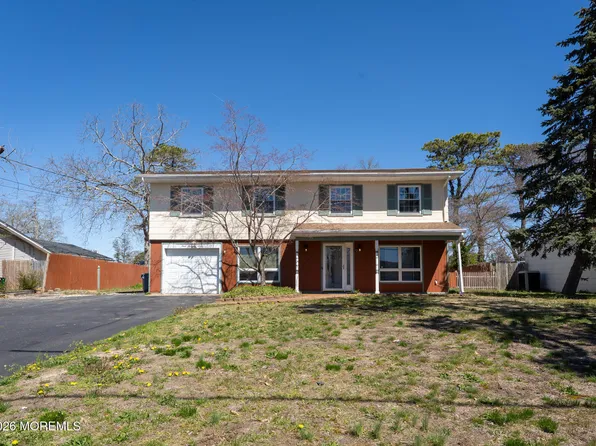 406 Lawrence Dr, Lanoka Harbor, NJ 08734