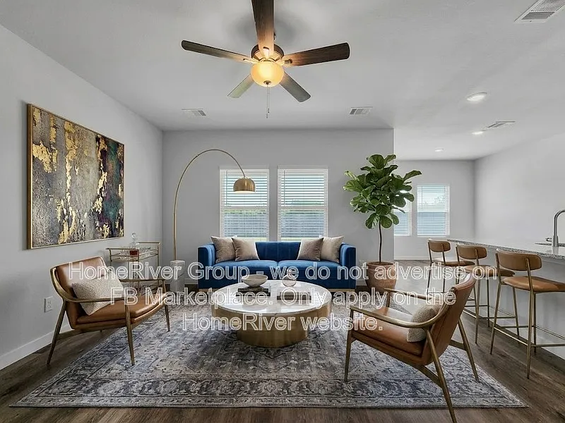 3 bed, 2.0 bath, 1508 sqft, $1,895 — Photo 2