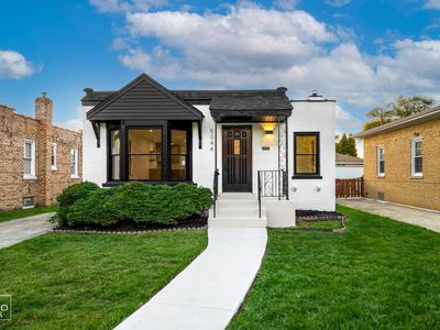 5044 N Merrimac Ave, Chicago, IL, 60630