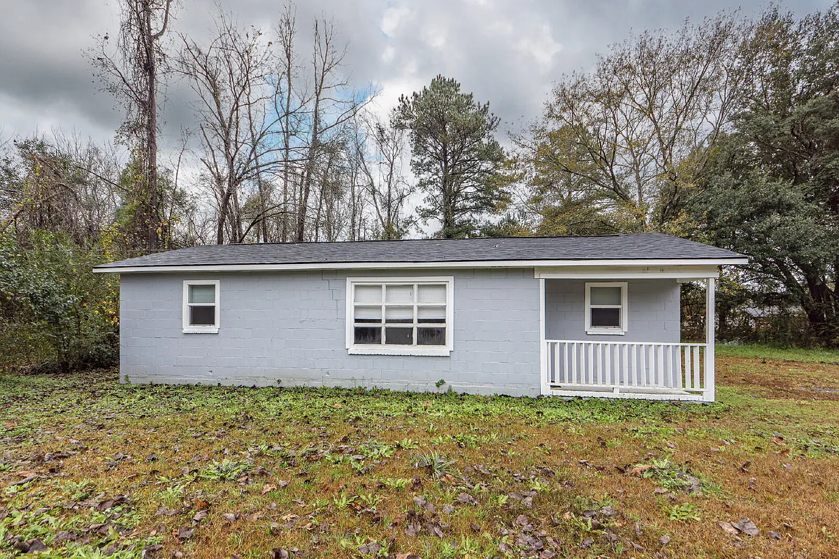 Building Photo - 209 Testament Ln