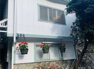 686 Woodland Dr, Sierra Madre, CA 91024