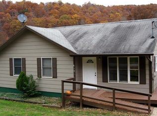 2071 Middle Frk, Reedy, WV 25270