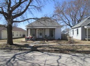 6220 Carnegie St, Saint Joseph, MO 64504
