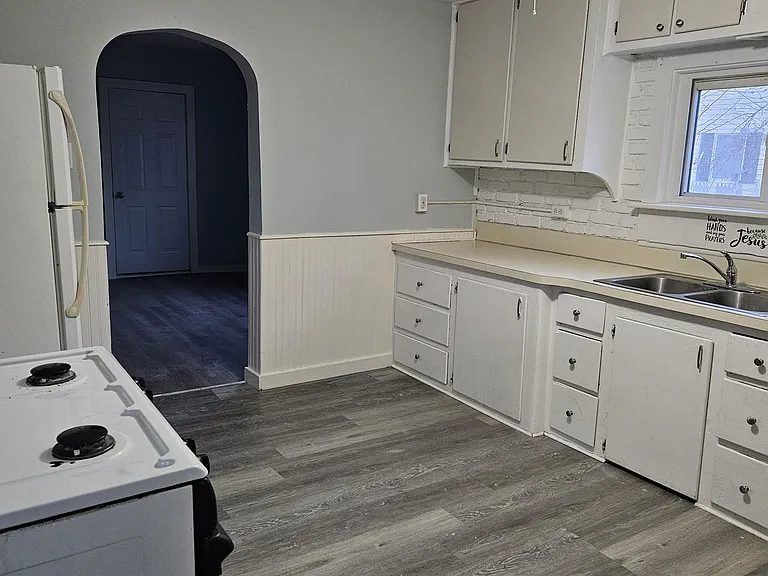 315 W Thomas St — Photo 6