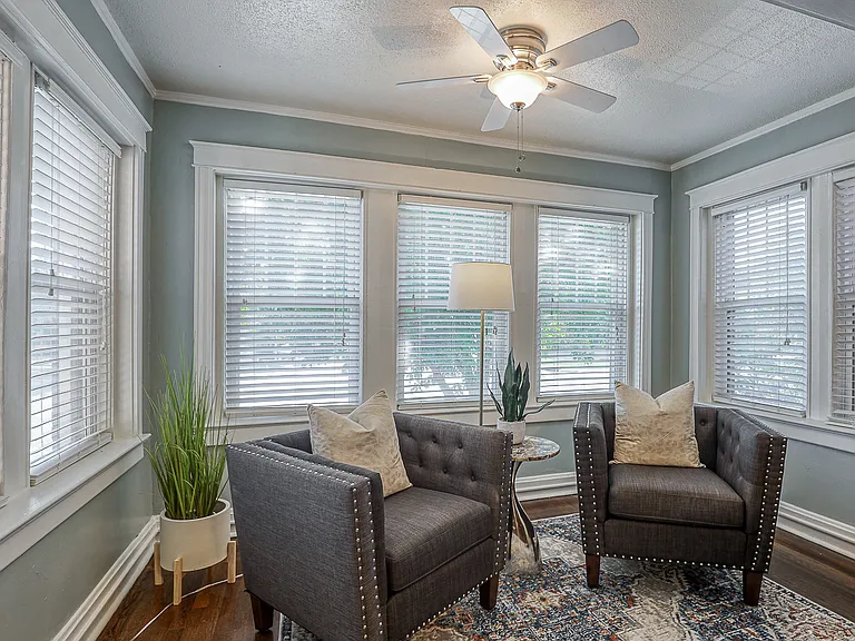3400 & 3402 Gillham Rd — Photo 13