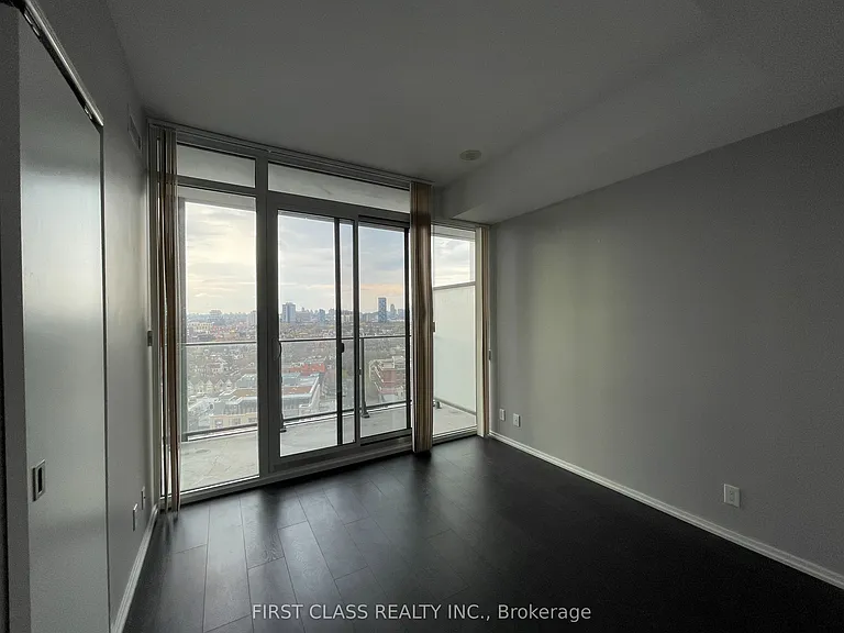 125 Peter St #1402 — Photo 9
