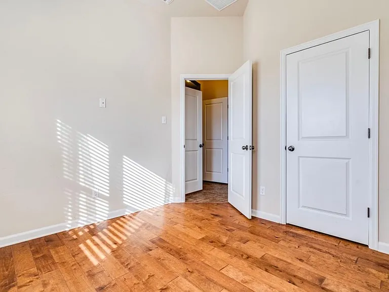 271 Bridgestone Way — Photo 17