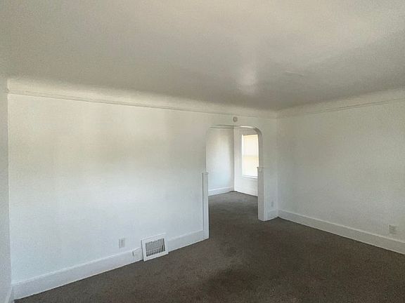 2nd image of 15534 Evergreen Ave #2B-1BA-850SQFT