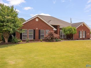 7109 Hayground Dr SE, Owens X Rds, AL 35763