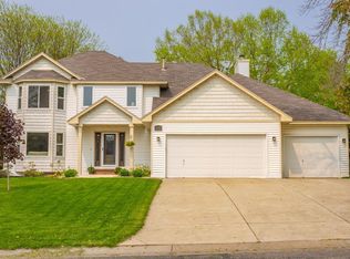 1369 Interlachen Dr, Eagan, MN 55123