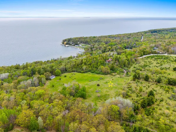Bluff Ct #2, Sturgeon Bay, WI 54235