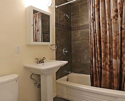4th image of 244 Grattan St APT 2
