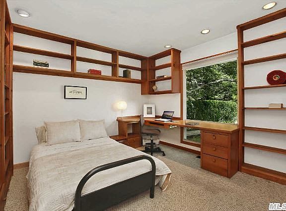 3rd image of 7 Margarets Dr
