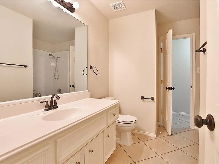 26738 Abbey Springs Ln — Photo 21