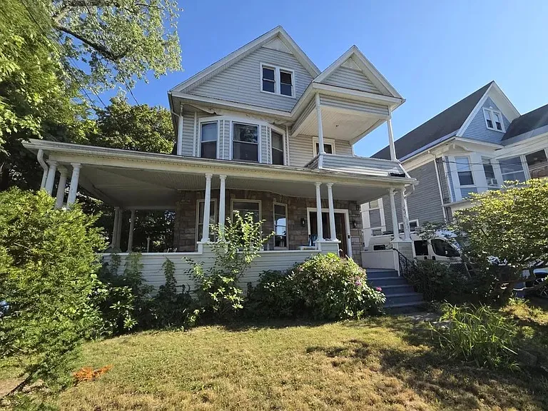 2 Maple Ave #2 — Photo 1