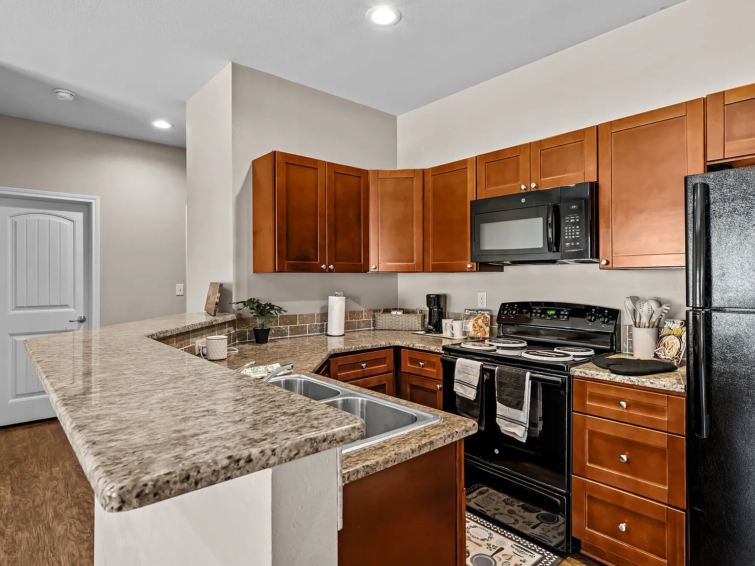 Stonegate — Photo 2