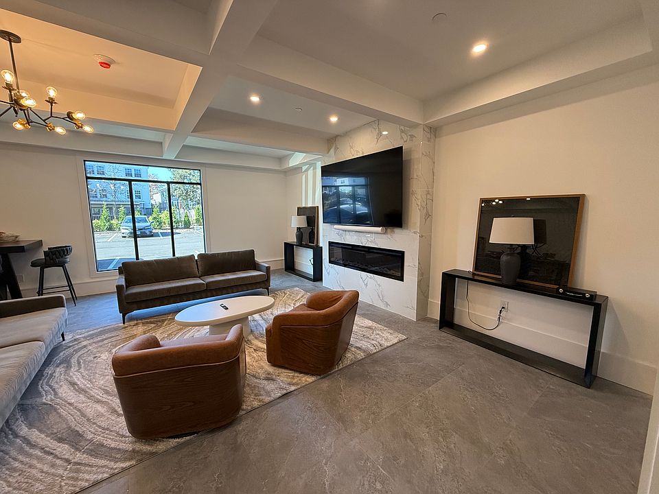 1st image of 211 Ferry Blvd #E3bd57551