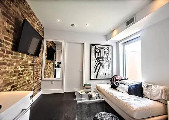 Rented by REAL New York | media 14