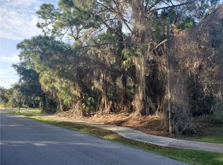 Pecan St, North port, FL 34287