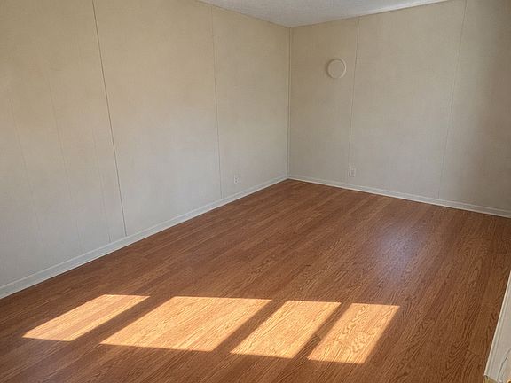 5th image of 254 W Elm St #161